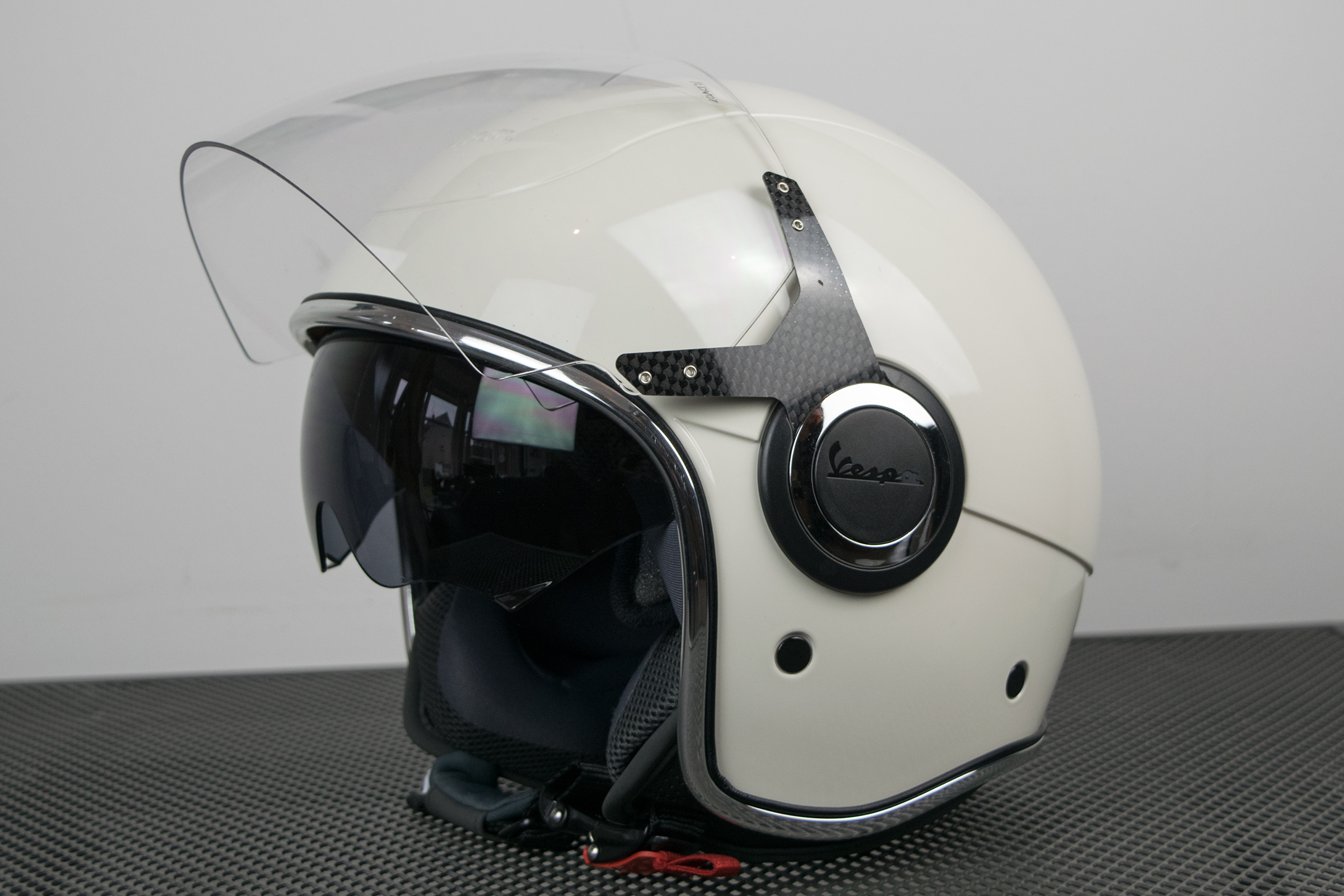 Vespa jet helmet VJ white