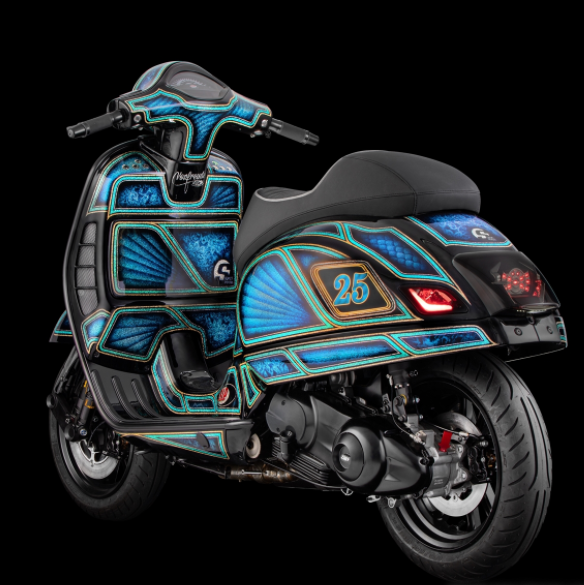 Vario cover for Vespa, black matt