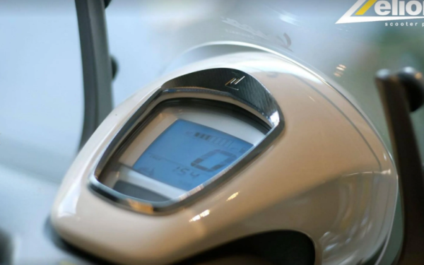 Decorative ring speedometer ZELIONI for Vespa 946 3V i.e. 125cc, silver