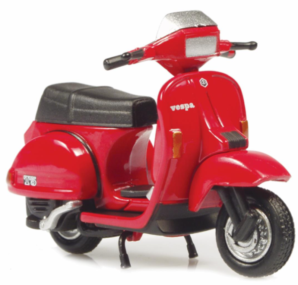 Model Vespa T5 (1985), red